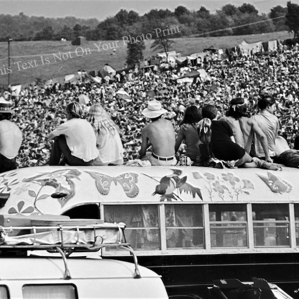 Woodstock Music Festival 1969 Concert August Summer Of Love vintage Photo 5x7 8X10 Wall Poster Print 344C
