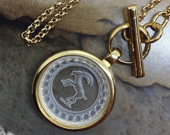 CAPRICORN intaglio zodiac, carved glass 22mm pendant, vintage stone set in house.