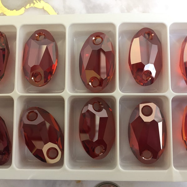 Goccia pendente gufo in cristallo Swarovski, da cucire, articolo n. 3231, 28/17 mm, Magma rosso, venduto singolarmente