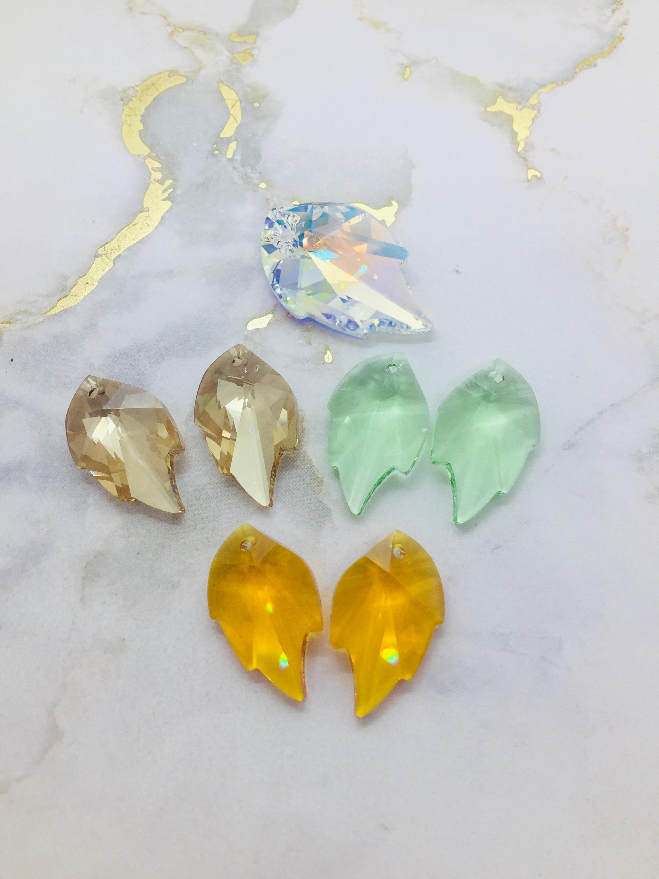 スワロフスキークリスタルリーフペンダント、装飾サンキャッチャー（32