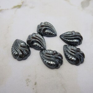 Cabochon a forma di pera in vetro pressato vintage inciso a mano, 18/13 mm, 6 pezzi, Germania anni '60