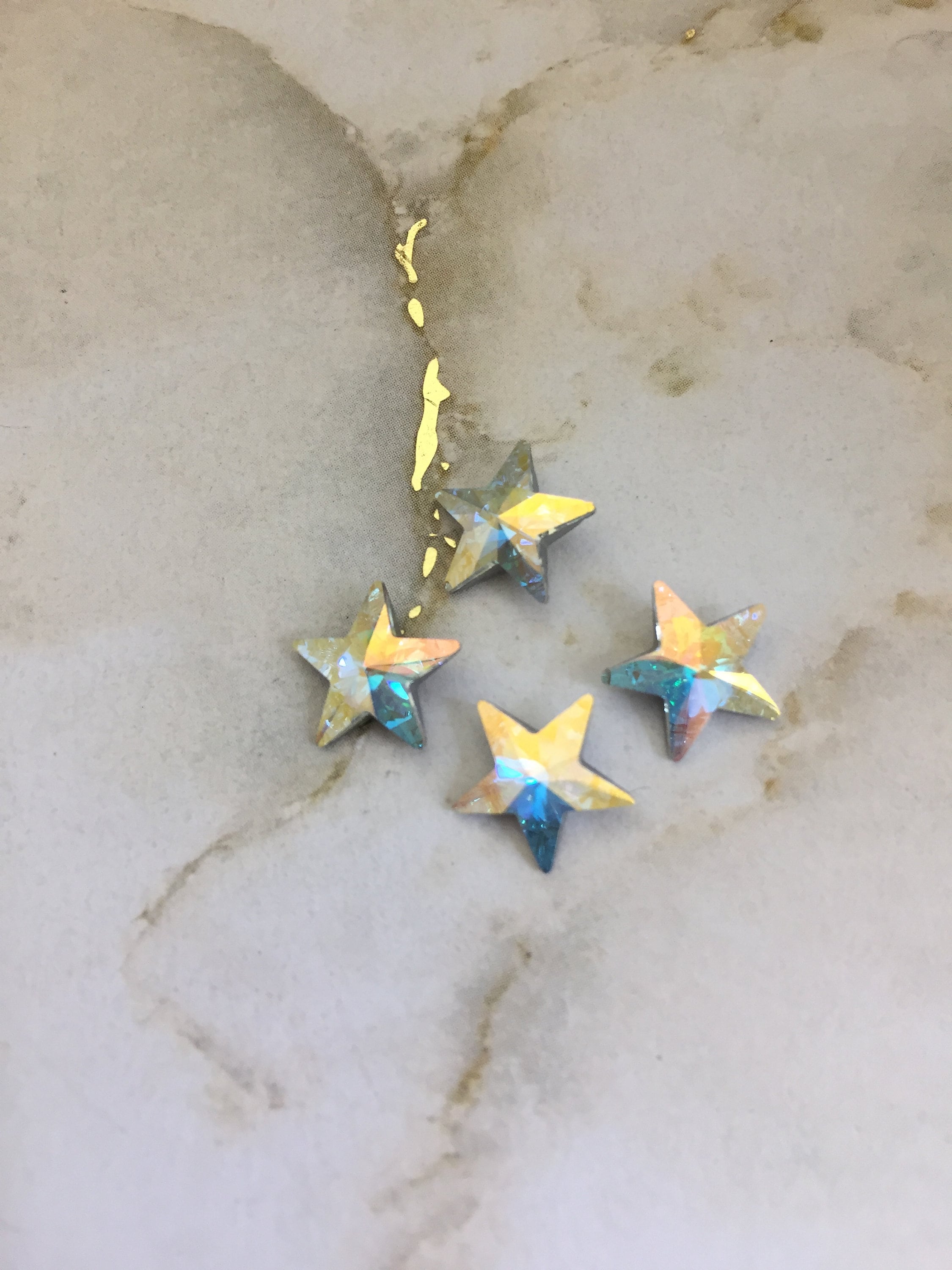 p　　スワロフスキー Swarovski Star Crystal Fancy Stone 10mm, Art # 4825 & 4745