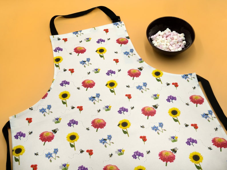 Kitchen Apron in original Bee Garden design image 1