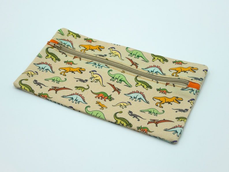 Estuche de lápices en diseño original de Sew Like Sarah Dinosaur imagen 4