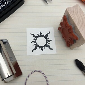 Sello de goma Solar Burst, contorno del sol para álbumes de recortes, entradas de diario, fabricación de tarjetas y mucho más