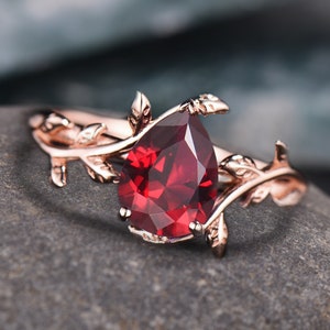 Twig Red Ruby Ring, Vintage Hexagon Cut Ruby Engagement Ring, Solid 14k Gold Leaf Ring, July Birthstone Ring, Nature Inspired Red Ruby Ring