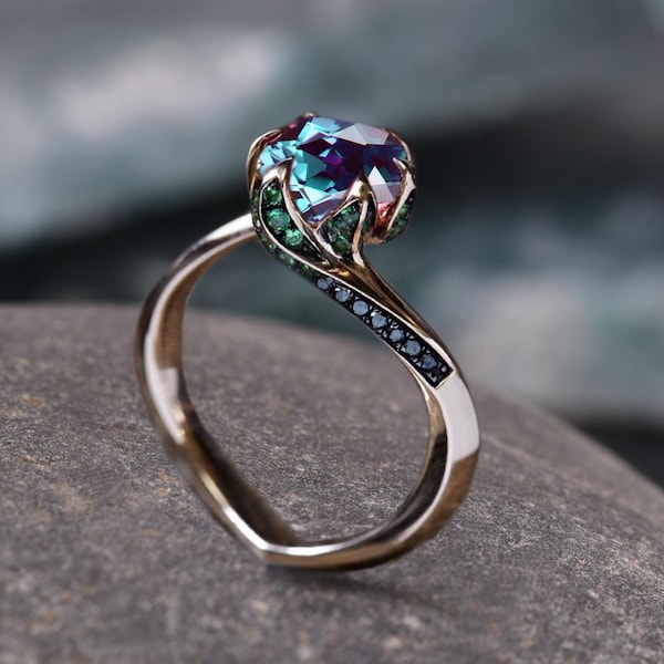 Alexandrite Engagement Ring Emerald Ring Color Change Alexandrite Ring Vintage Ring Rose Gold Alexandrite Ring Unique Ring Promise Ring