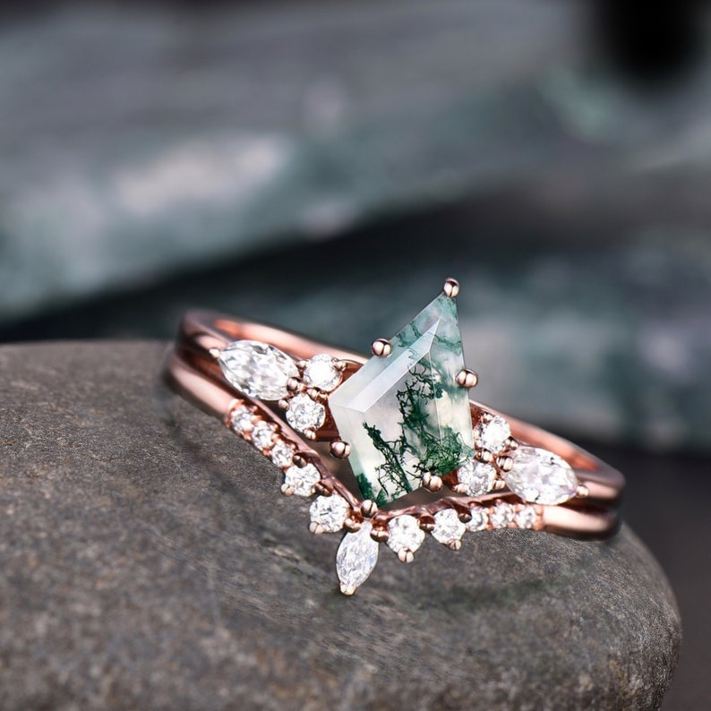Vintage kite cut green moss agate engagement ring set 14k white gold marquise cut diamond ring for women unique bridal wedding ring set gift image 1