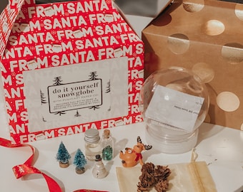 SALE!! FREE SHIP! Diy Snowglobe Kit: Holiday Craft Activity with Figurines