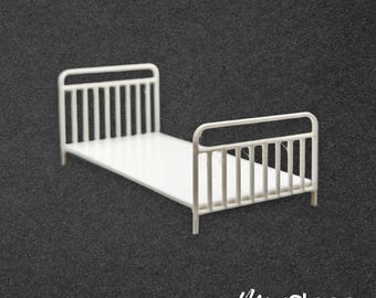 Victorian Style Single Cast Iron Bed