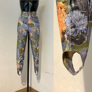 90er Lila Steg Hose Karte mit Blumenmuster Hose High Waist Hose Bunte Tapered Leg Steg Hose Boxed Hose Größe S