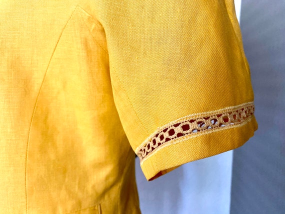 Vintage Yellow Linen Blouse Sweetheart Button Up … - image 8