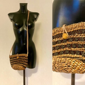 Vintage Yellow Wooden Striped Black Straw Shoulder Bag Woven Handle Purse Bali Hippie Clutch Straw Tote Bag Framed Bag Stylish Shoulder Bag