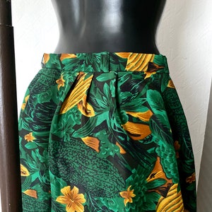 90s Vintage Green Skirt Silky Midi Knee Yellow Flower Bright Summer Skirt Romantic A Line Floral Pattern Skirt Elegant Light Skirt Size M image 9