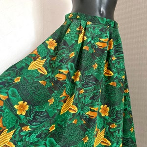 90s Vintage Green Skirt Silky Midi Knee Yellow Flower Bright Summer Skirt Romantic A Line Floral Pattern Skirt Elegant Light Skirt Size M image 4
