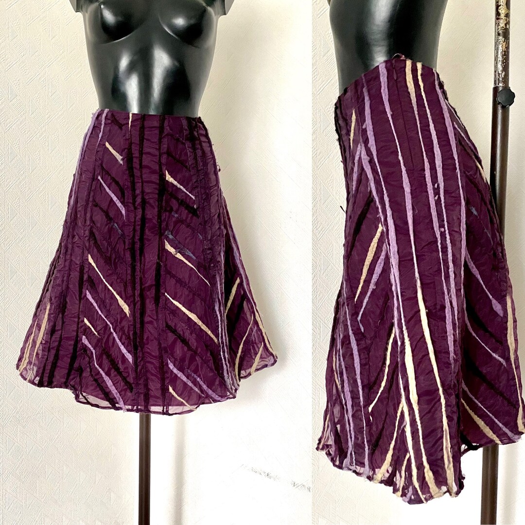 Jupe Vintage Monsoon - Ligne A Grise Avec Broderie Violette - Taille 8 - Occasion