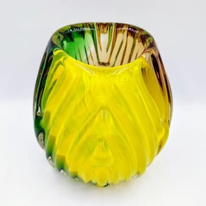 IWATA GLASS TOKYO JAPAN 花瓶❤️未使用❤️豪華　最高峰❤️ IWATA GLASS TOKYO JAPAN 花瓶❤️未使用❤️豪華 最高峰❤️