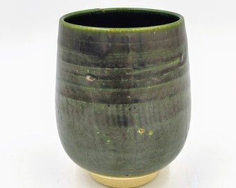 楽山焼の湯呑み：赤いカニのレリーフが施された日本の陶器 - Etsy 日本