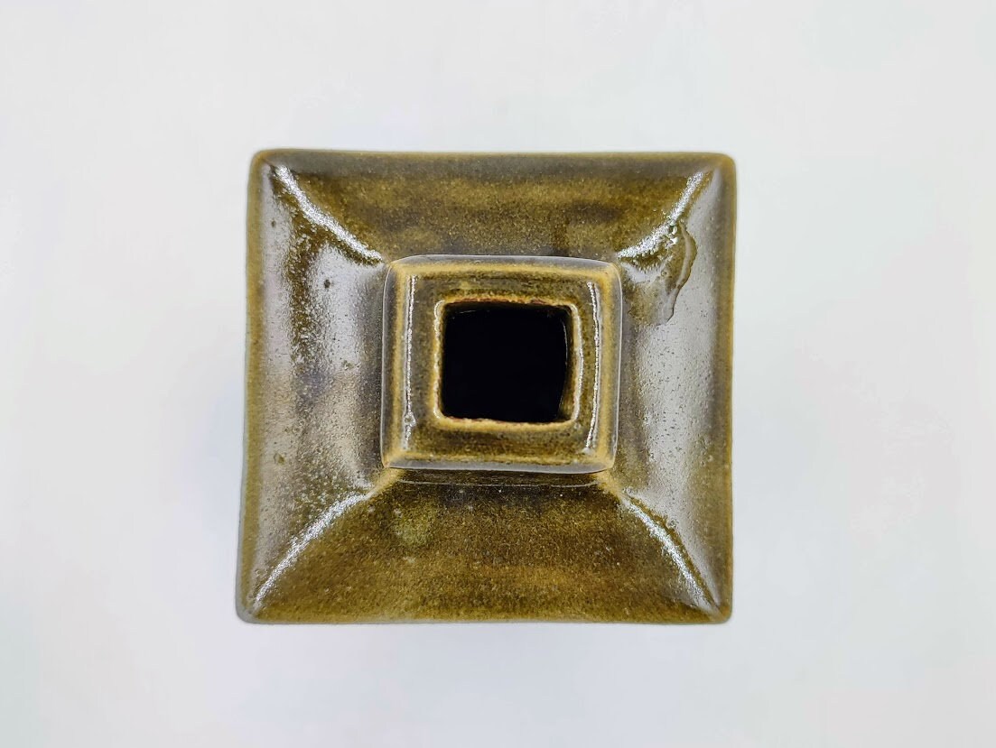 Mashiko Bottle Vase by Akashi Shosaku - Etsy