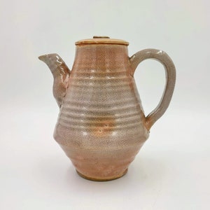 Gorgeous Hagi yaki teapot image 2