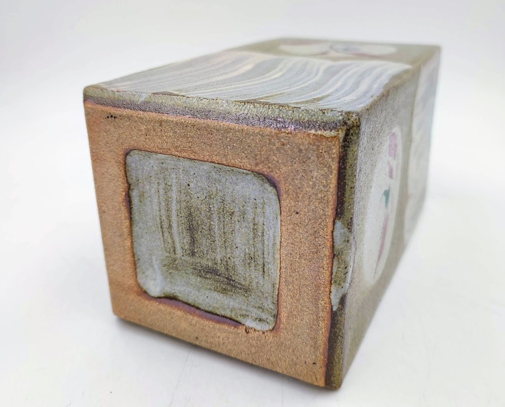 明石庄作 濱田庄司の弟子 赤絵花瓶 益子焼 角瓶 民芸 民藝 明石庄作 濱田庄司の弟子 赤絵花瓶 益子焼 角瓶 民芸 民藝 美術