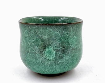Ice crackle Celadon Guinomi