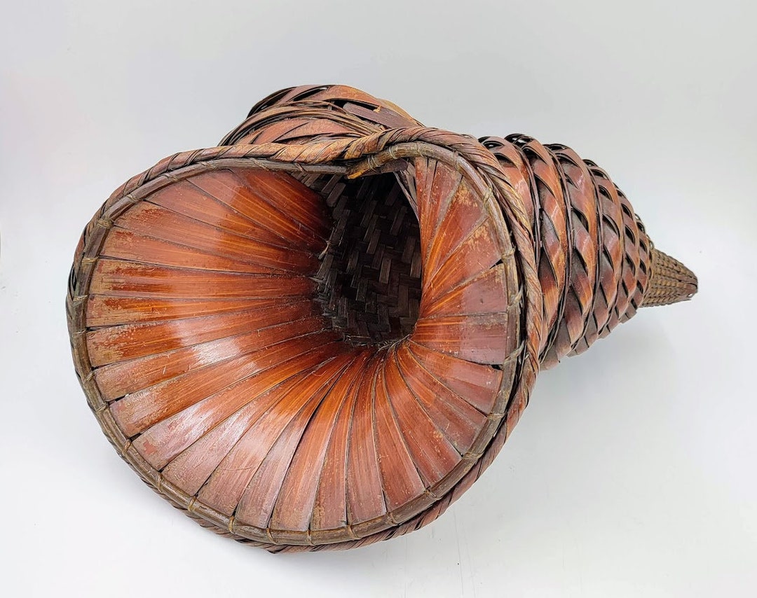 Vintage Shell Shaped Weaved Ikebana - Etsy