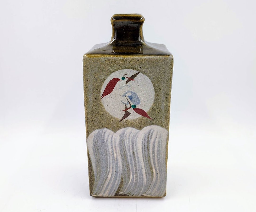 青磁 海律 壺 箱付Decorative Vase Seiji 青磁 海律 壺 箱付Decorative Vase Seiji 青磁 海律 壺 箱付