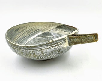 Karatsu Yaki Katakuchi bowl