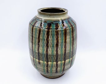 Onta Yaki Vase