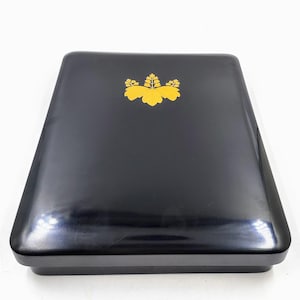 Antique Japanese Lacquer calligraphy box