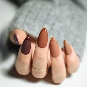 BROWN AUTUMN SHADES Glossy and Matte French Handpainted press on nails Stiletto Oval Almond Square Coffin Balerina Long Medium Short image 1