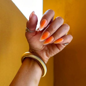 Summer Orange Ombre Press On Nails Set in long, medium and short, almond, square, oval, coffin, stiletto shape, fake, glue on, reusable