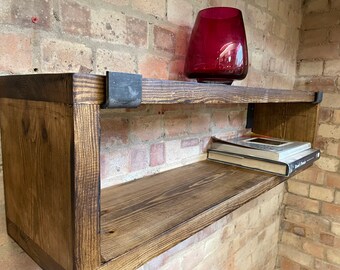 Cube pine shelves (with brackets!)