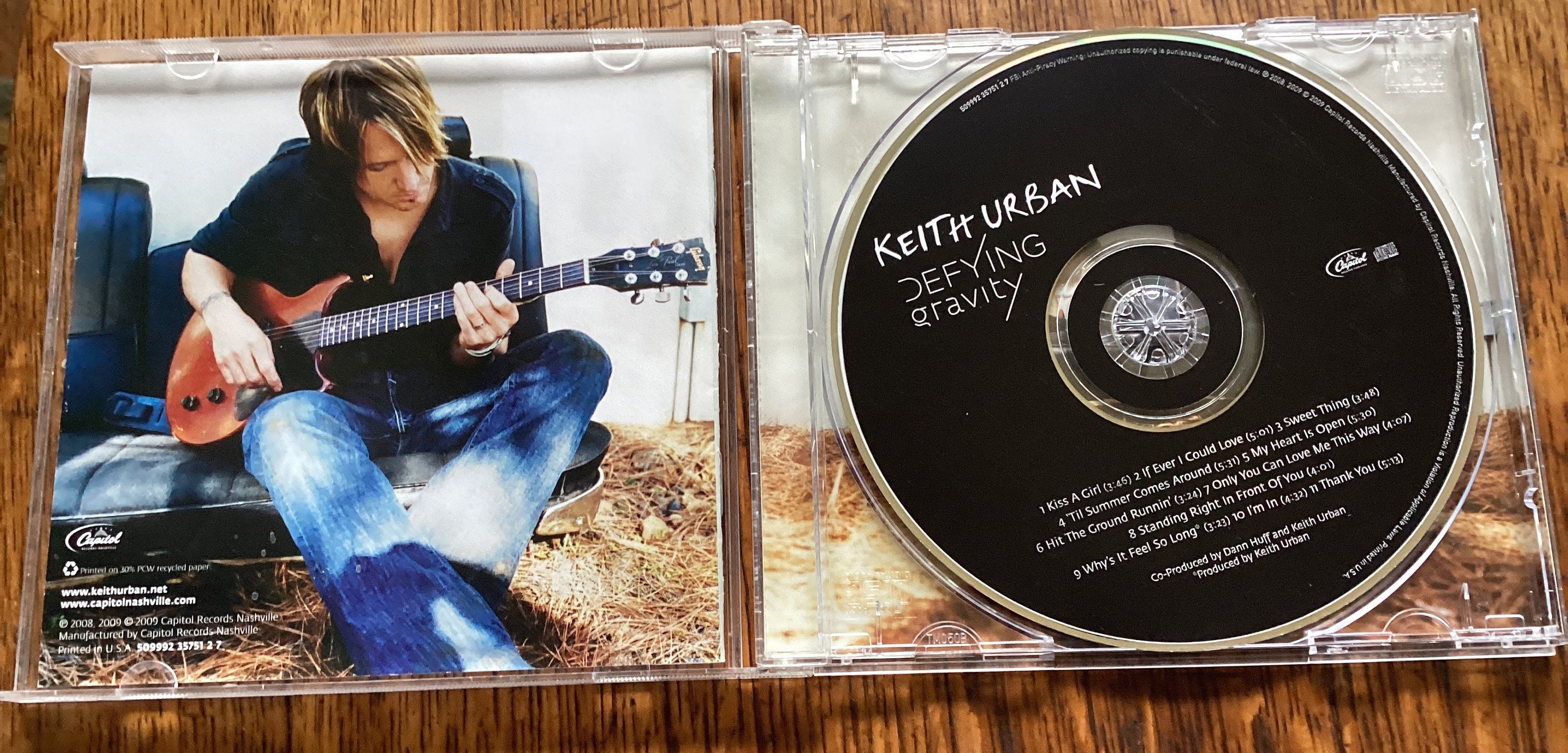 Keith Urban Defying Gravity Stereo CD 2009 Capitol Records