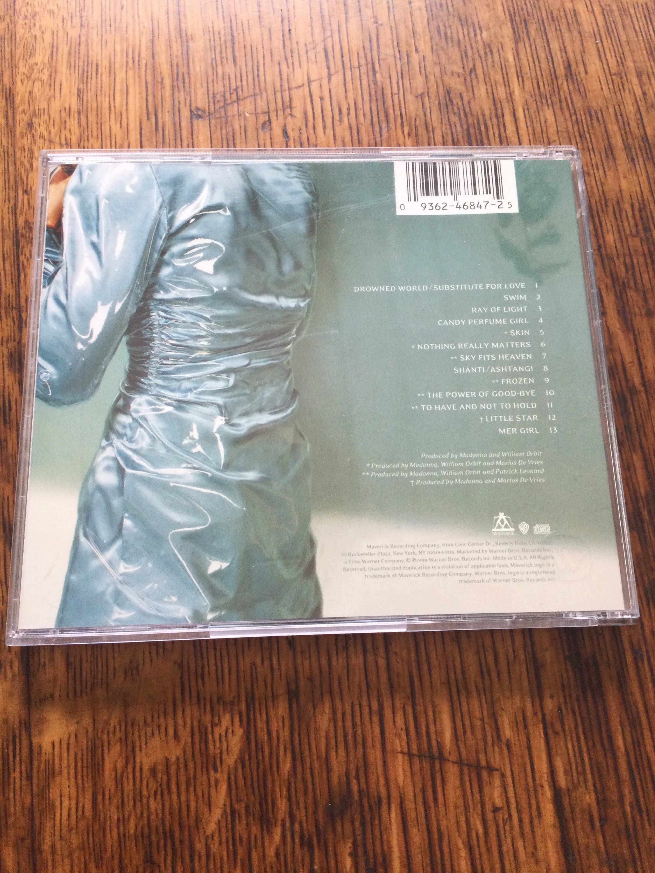 Madonna Ray of Light Stereo CD Maverick/wb Records 9 46847-2 Madonna Ray of Light Stereo CD Maverick/wb Records 9 46847-2