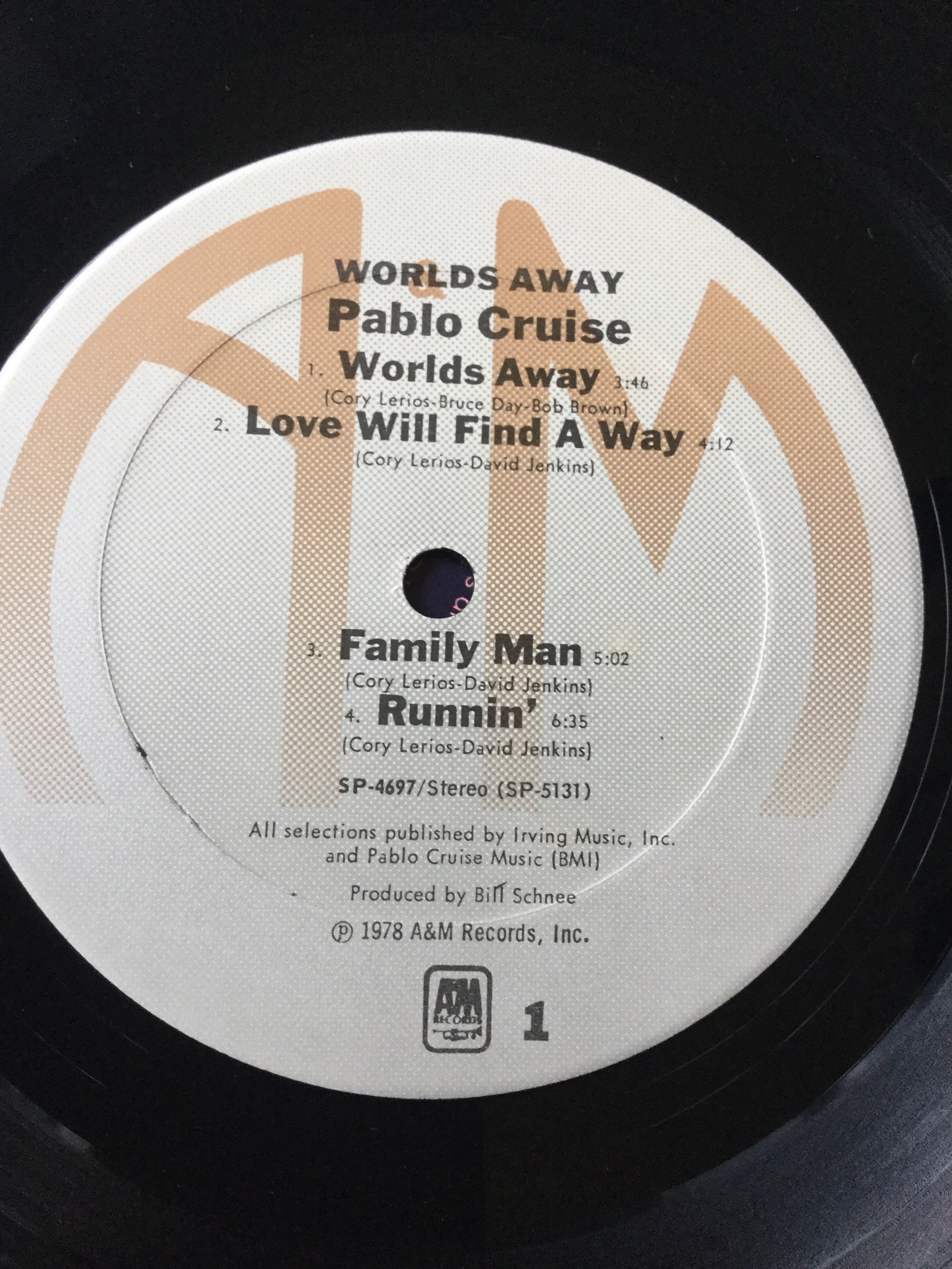 pablo cruise worlds away