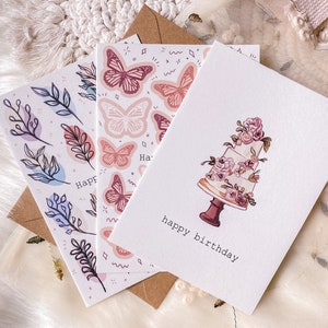 Zestaw kartek urodzinowych, botaniczny projekt kartki, karta urodzinowa z kwiatowym tortem, kartki urodzinowe z motylami, pastelowa kartka urodzinowa