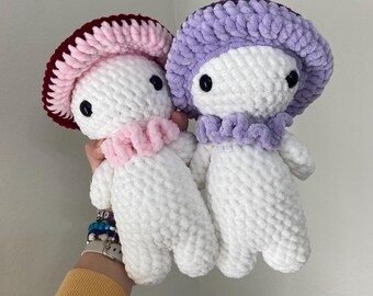 かぎ針編みのマッシュルームボーイのぬいぐるみ、あみぐるみの