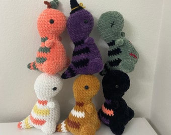 Halloween Dinos, Kürbis Dino, Zombie Dino, Candy Corn Dino, Hexe Dino, Halloween Dekor, Kürbis Gewürz Dino, Halloween Plüschtier häkeln