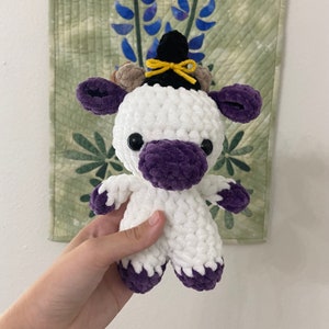 Crochet Halloween Cow Plushie, Cow Plushie, Halloween Plushie, Halloween Cow, Zombie Cow, Pumpkin Cow, Pumpkin Spice Cow, Candy Corn Cow