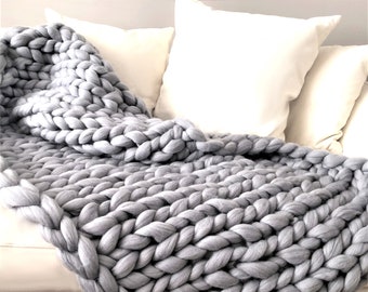 Chunky wool blanket from Germany * TREATED and STRENGTHENED wool* incredible 25-28 mic!* 100 % Merino* giant bulky wool * Wool blanket*