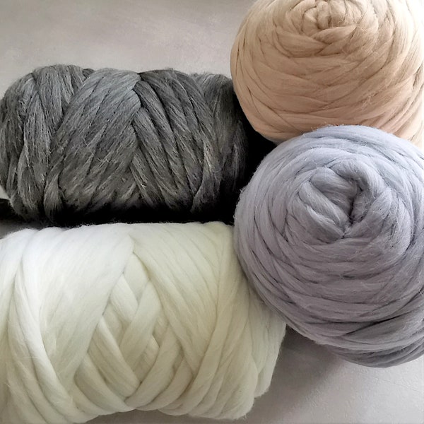 IMMEDIATE SHIPPING from Germany* Pure Merino wool from the EU* 25-28 mic, approx. 4 cm wide* bulky wool *arm knitting *XXL wool* armknitting