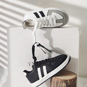 adidas gazelle silver green womens adidas 100 Thieves Palos Hills Carbon Orange 10