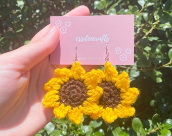 Boucles d'oreilles tournesol au crochet (faites main) - Jaune