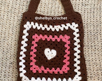 how to crochet tiktok heart granny square tote bag!! 💖 