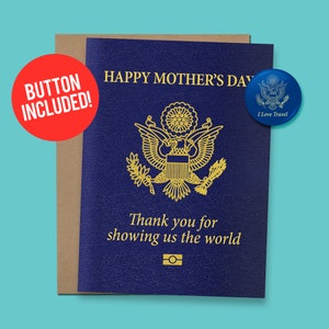 Tarjeta del día de la madre inspirada en el pasaporte de viaje / Tarjeta divertida para mamá o esposa, 60 lb. Cartulina + botón de 1,5"