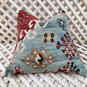 Handmade Kilim Pillow Cover: Moroccan Boho Decor (16x16in)