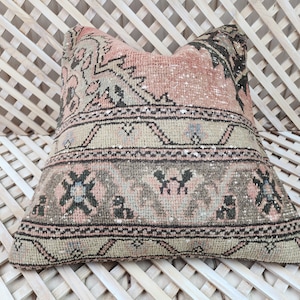 20x20 Handspun Wool Pillow Cover: Vintage Turkish Carpet Cushion