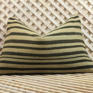 kilim pillow,16x24,decorative pillow,bohemian pillow,turkish,vintage,handwoven pillow,home living,home decor,throw pillow,accent pillow